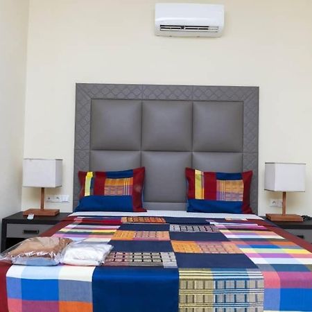 Hotel Bachou Dakar Exterior photo
