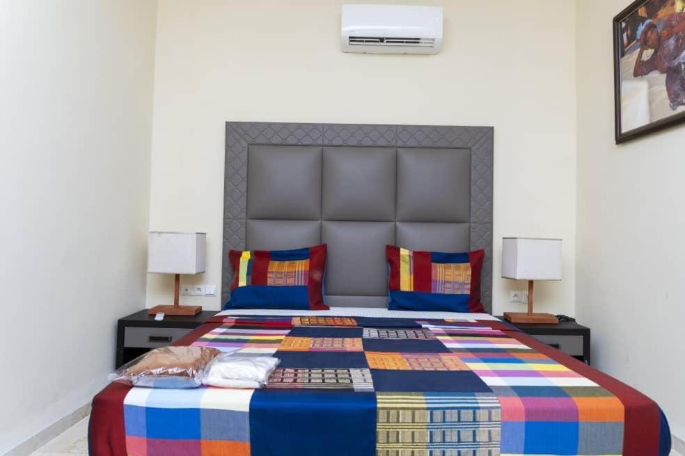 Hotel Bachou Dakar Exterior photo
